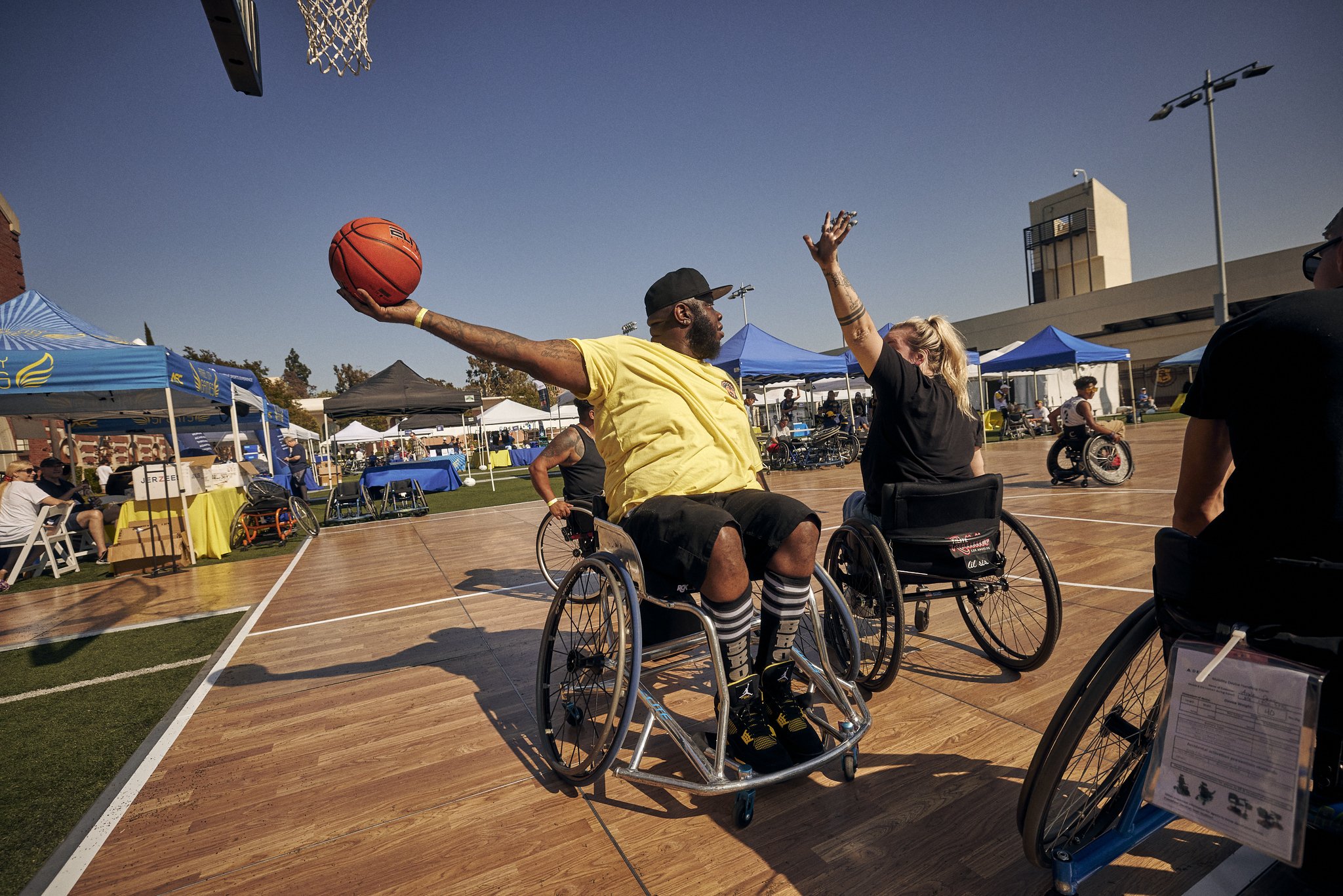 成了讨论的 成了讨论的